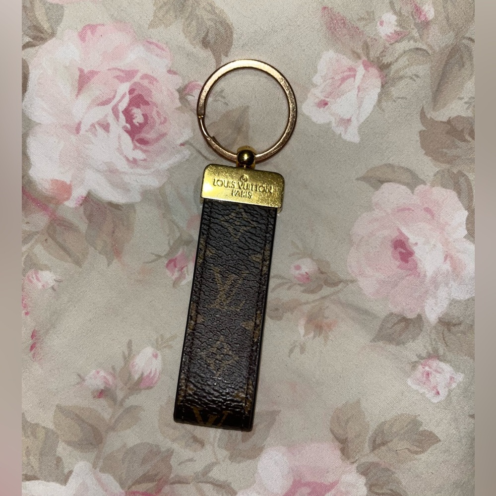 Louis Vuitton Dragonne Key Holder